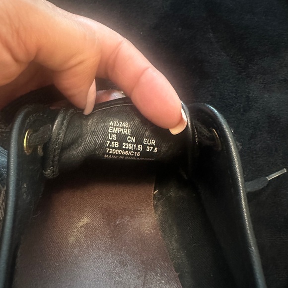 Coach sneakers . Monogram in gray . Size 7.5 - Picture 4 of 6